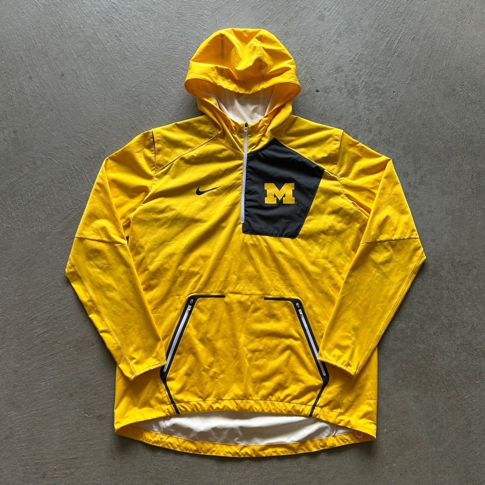 Nike Sideline Lightweight Anorak Jacket Size Large Yellow Michigan Wolverines
